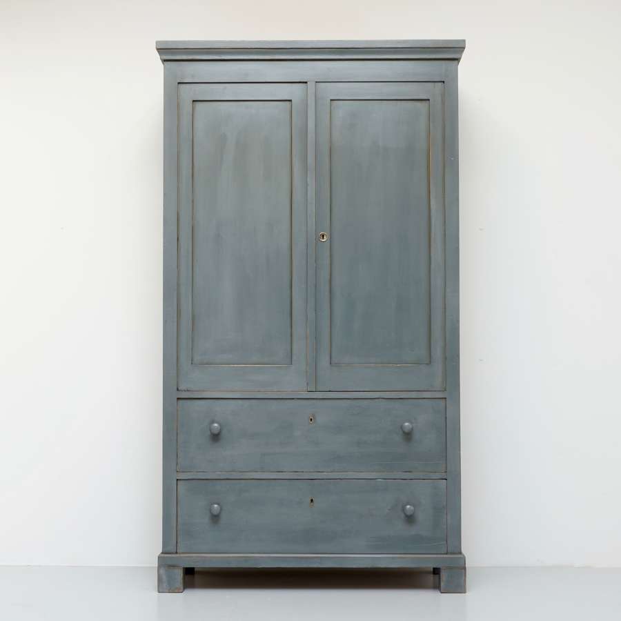 Linen press