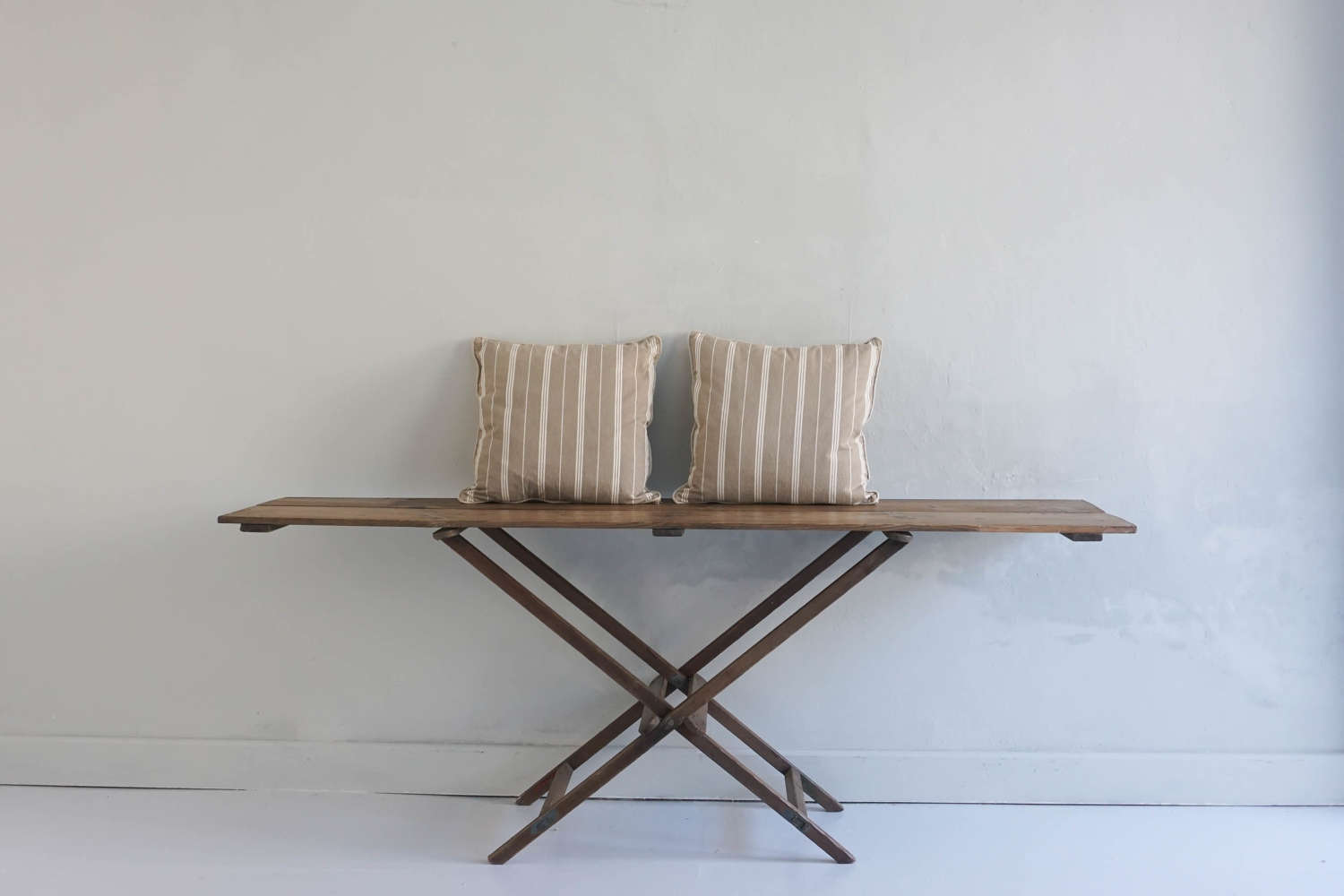 Pair of French vintage linen cushions
