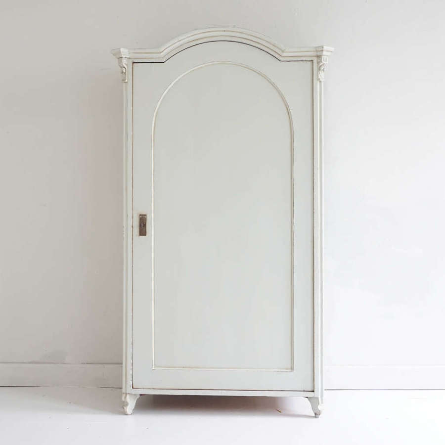 Continental Cupboard