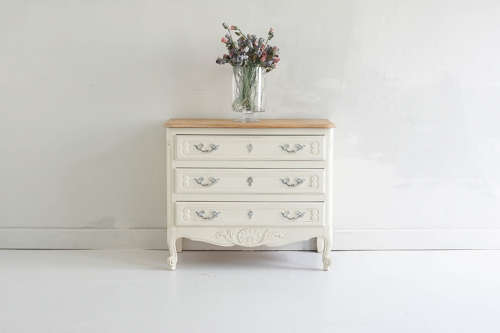 French Chest of Drawers