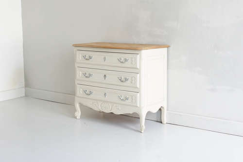 French Chest of Drawers