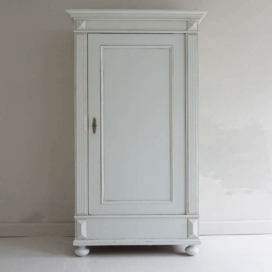 Continental Painted Wardrobe (Knockdown)