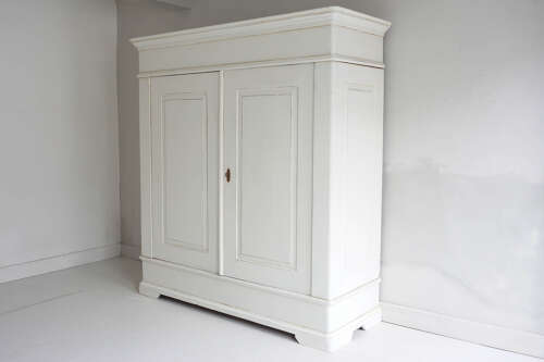 Antique Continental wardrobe (knockdown)